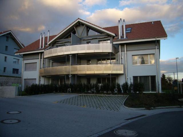 4.5 Zimmer Galerie Wohnung in Safnern zu vermieten