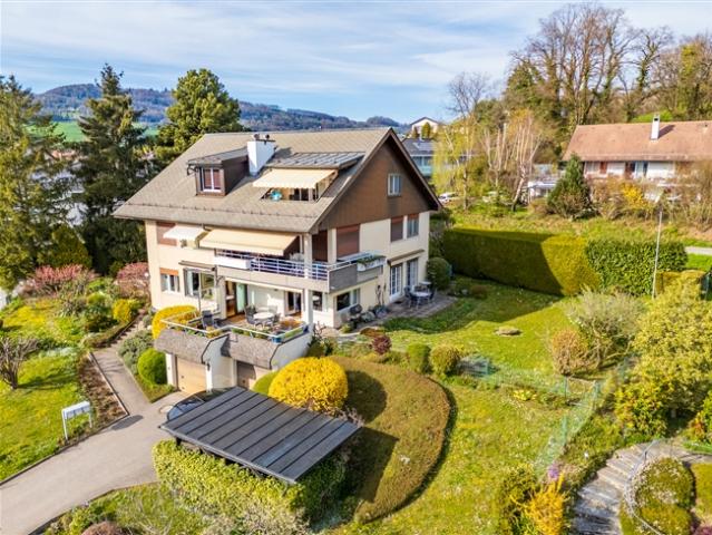 4,5 Zimmer Wohnung mit Garten, Seeblick und Bergblick