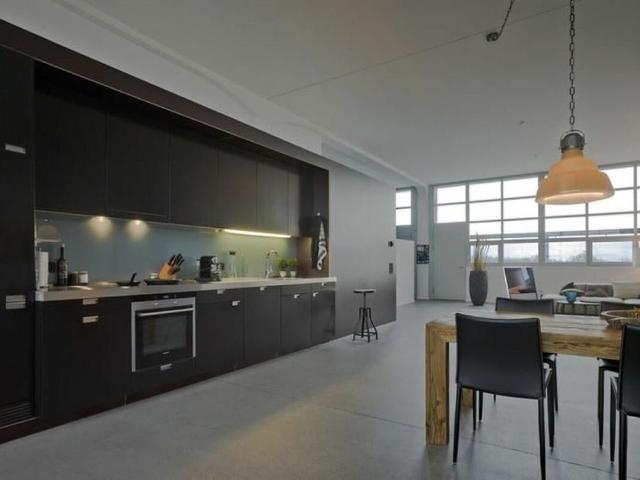 4.5 Zimmer, 143 m², 1. Stock
