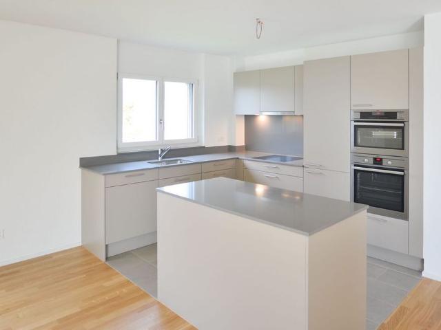 4.5 Zimmer, 143 m², 2. Stock
