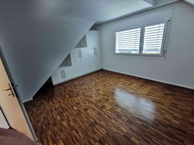 4.5 Zimmer, 140 m², 2. Stock