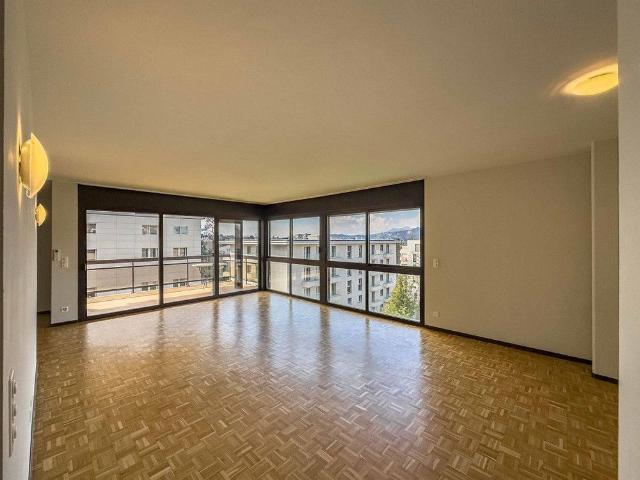 4.5 Zimmer, 141 m², 2. Stock