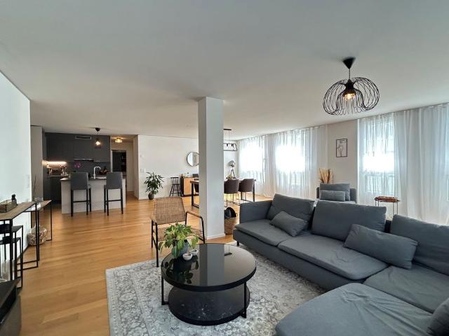 4.5 Zimmer, 141 m², 5. Stock