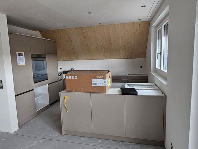 4.5 Zimmer, 142 m², 2. Stock