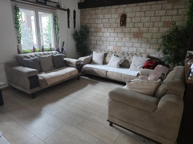 4.5 Zimmer, 142 m², 2. Stock