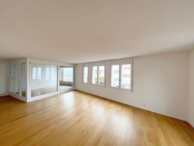 4.5 Zimmer, 144 m², 1. Stock
