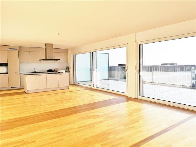 4.5 Zimmer, 144 m², 5. Stock