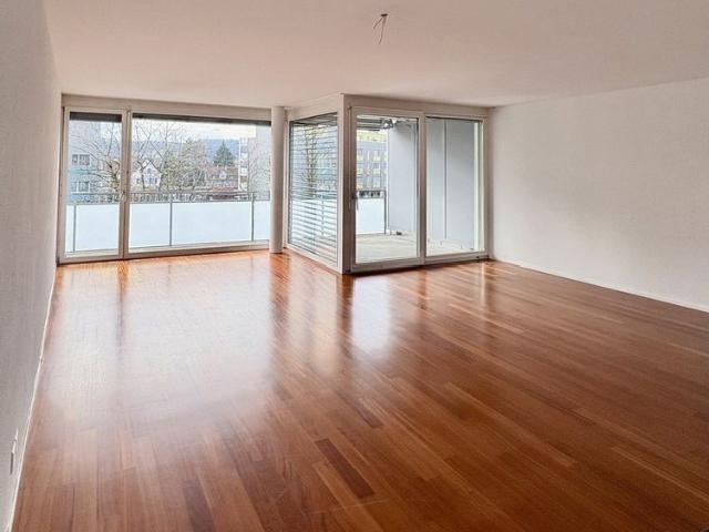 4.5 Zimmer, 148 m², 2. Stock