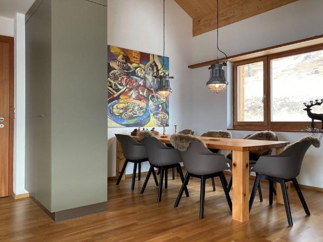 4.5 Zimmer, 148 m², 3. Stock