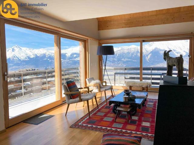 4.5 Zimmer, 148 m², 3. Stock