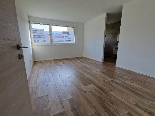 4.5 Zimmer, 150 m², 1. Stock