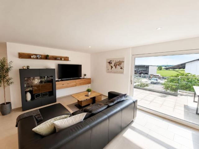4.5 Zimmer, 150 m², 2. Stock