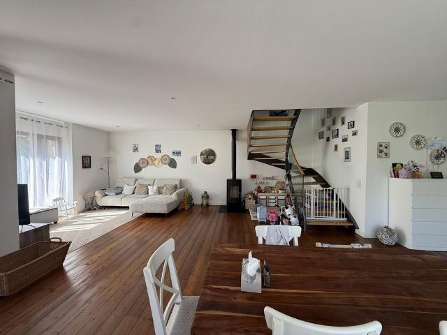 4.5 Zimmer, 155 m², EG