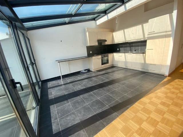 4.5 Zimmer, 155 m², 2. Stock