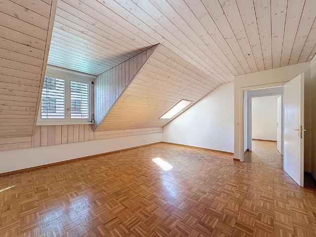 4.5 Zimmer, 156 m², 3. Stock
