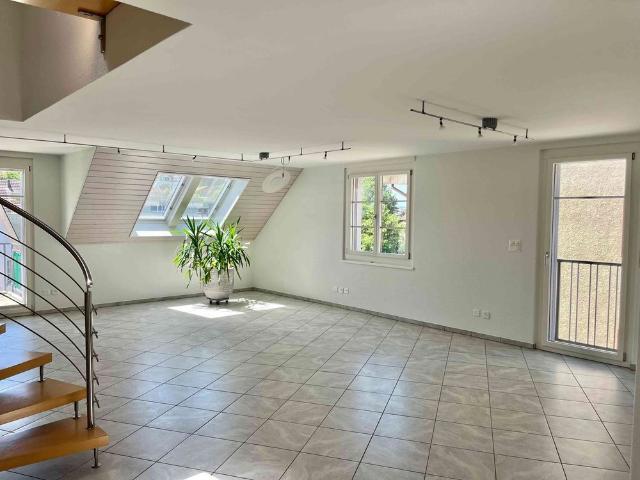4.5 Zimmer, 158 m², 2. Stock