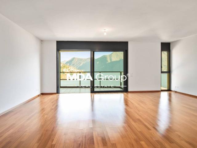 4.5 Zimmer, 158 m², 5. Stock