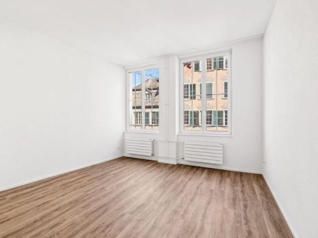 4.5 Zimmer, 160 m², 2. Stock