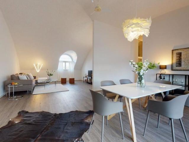 4.5 Zimmer, 160 m², 3. Stock