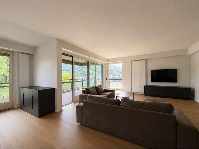 4.5 Zimmer, 160 m²