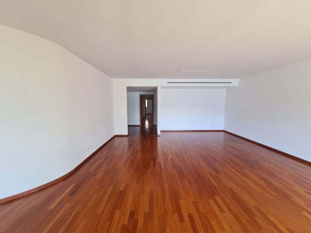 4.5 Zimmer, 160 m², 5. Stock