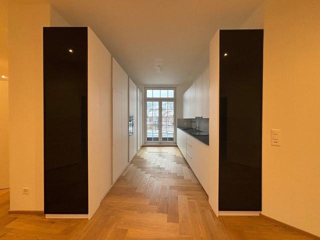 4.5 Zimmer, 165 m², 1. Stock