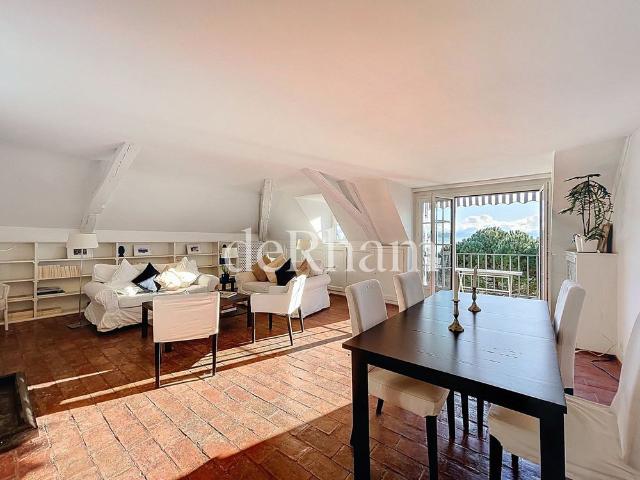 4.5 Zimmer, 165 m², 2. Stock