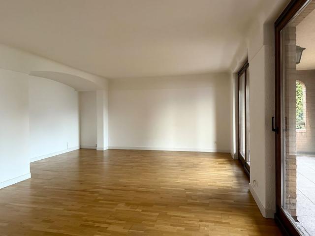 4.5 Zimmer, 170 m², 1. Stock
