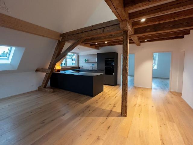 4.5 Zimmer, 182 m², 2. Stock