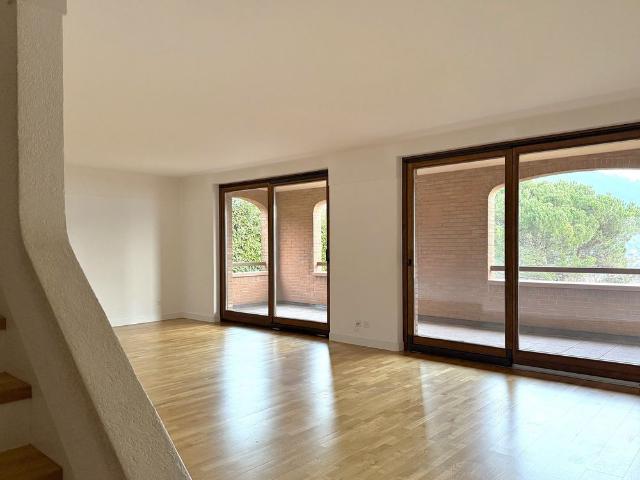 4.5 Zimmer, 185 m², 1. Stock