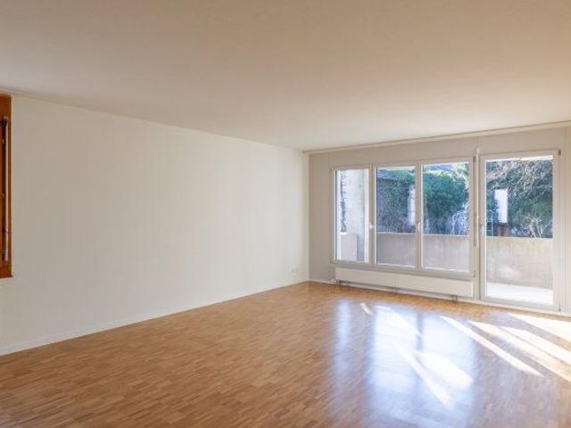 4.5 Zimmer, 100 m², EG
