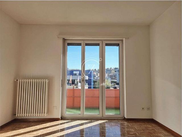 4.5 Zimmer, 100 m²