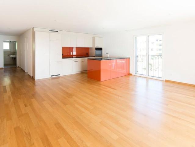 4.5 Zimmer, 100 m², 1. Stock