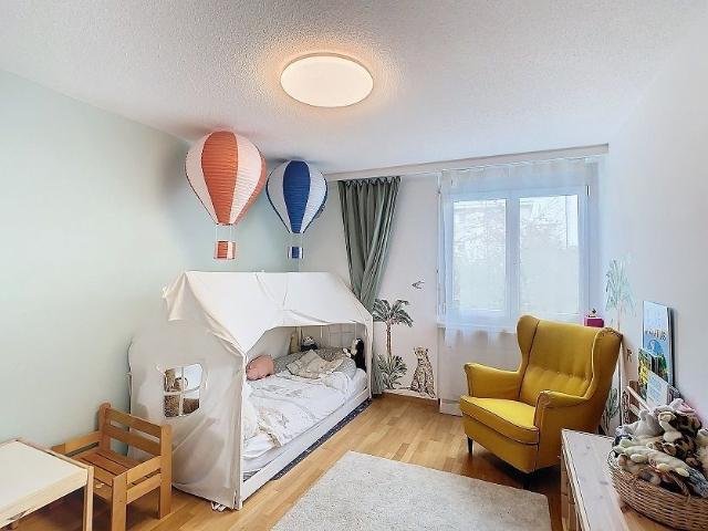4.5 Zimmer, 100 m², 1. Stock