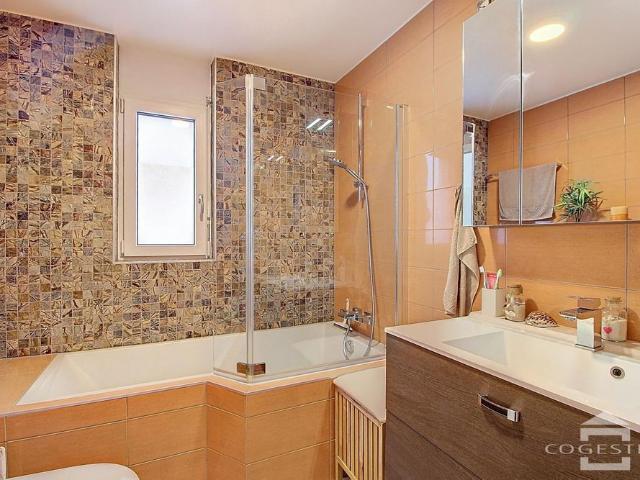 4.5 Zimmer, 100 m², 1. Stock