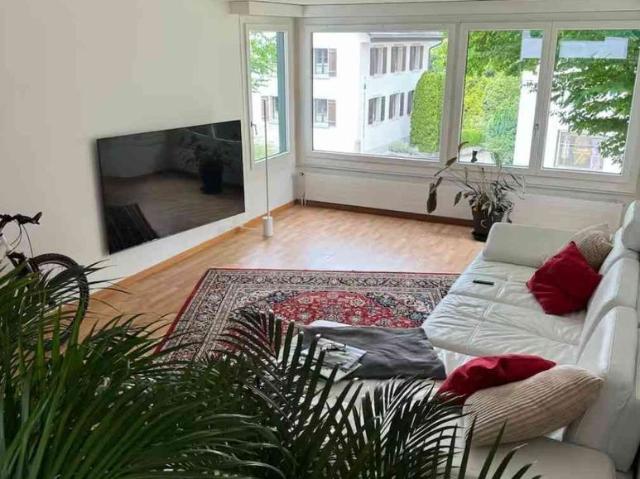 4.5 Zimmer, 100 m², 2. Stock