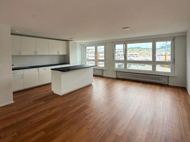 4.5 Zimmer, 100 m², 4. Stock