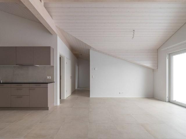4.5 Zimmer, 101 m², 3. Stock