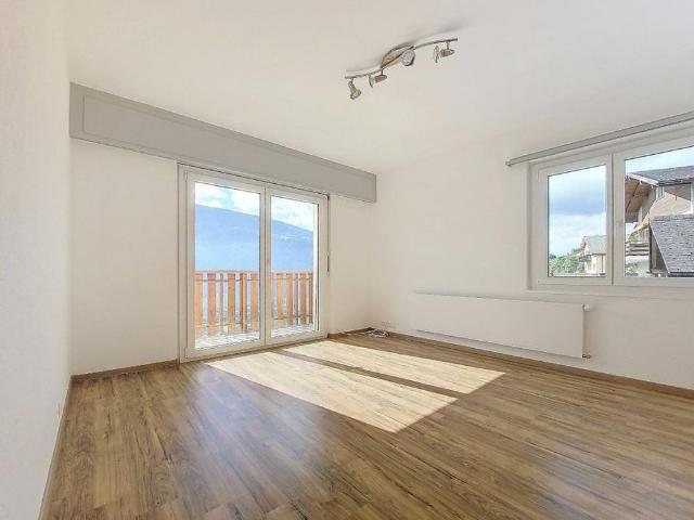 4.5 Zimmer, 102 m², 1. Stock