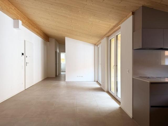 4.5 Zimmer, 107 m², 2. Stock