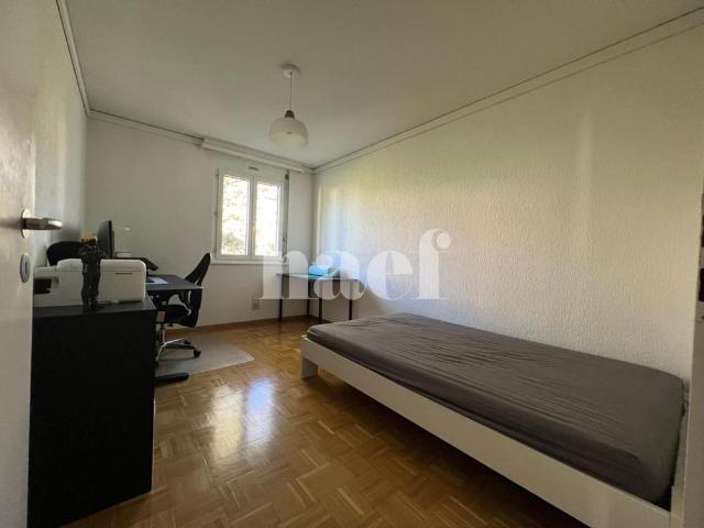 4.5 Zimmer, 107 m², 2. Stock