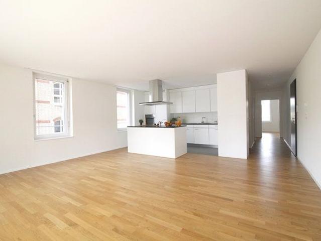 4.5 Zimmer, 104 m², 3. Stock