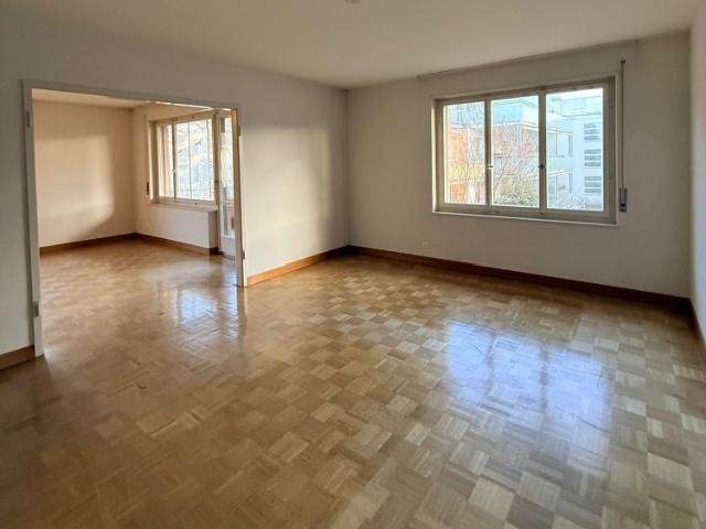 4.5 Zimmer, 105 m², 2. Stock