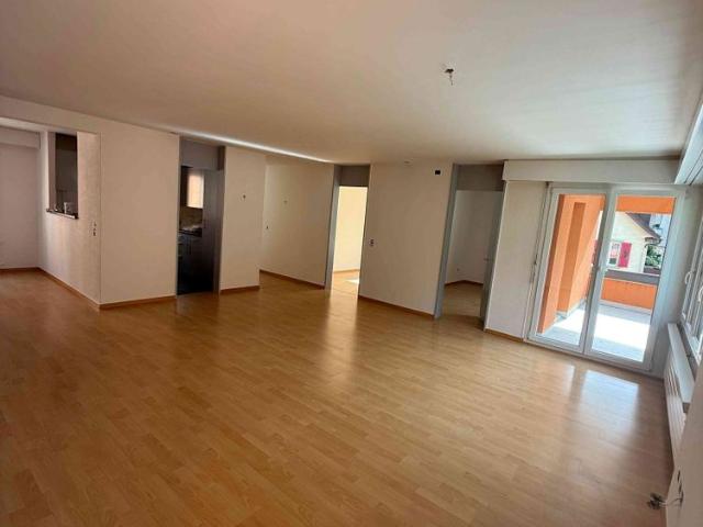 4.5 Zimmer, 105 m², 2. Stock