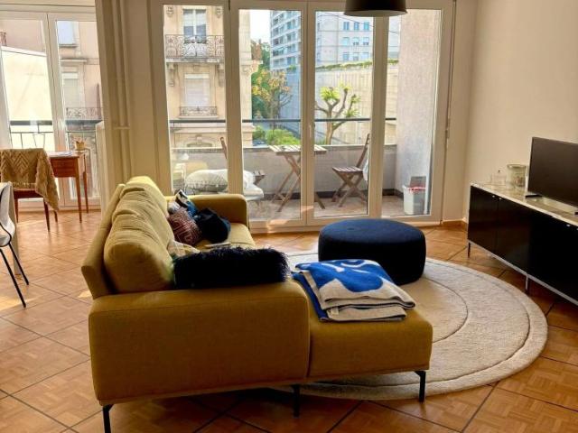 4.5 Zimmer, 105 m², 2. Stock