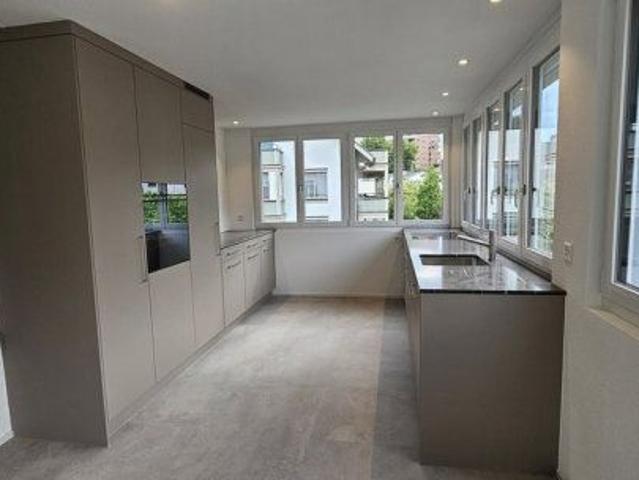 4.5 Zimmer, 106 m², 1. Stock