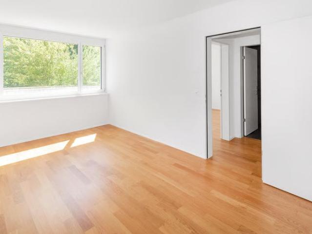 4.5 Zimmer, 106 m², 2. Stock