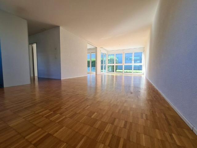 4.5 Zimmer, 106 m², 2. Stock