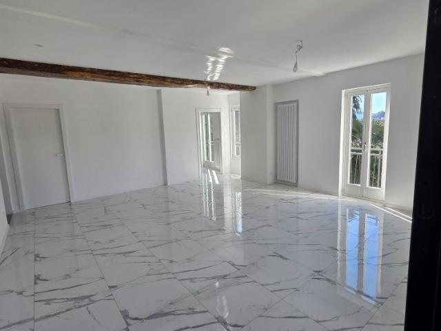 4.5 Zimmer, 106 m²