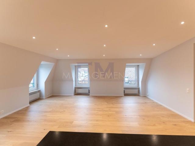 4.5 Zimmer, 106 m², 6. Stock